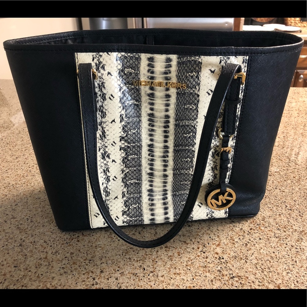 Michael Kors tote